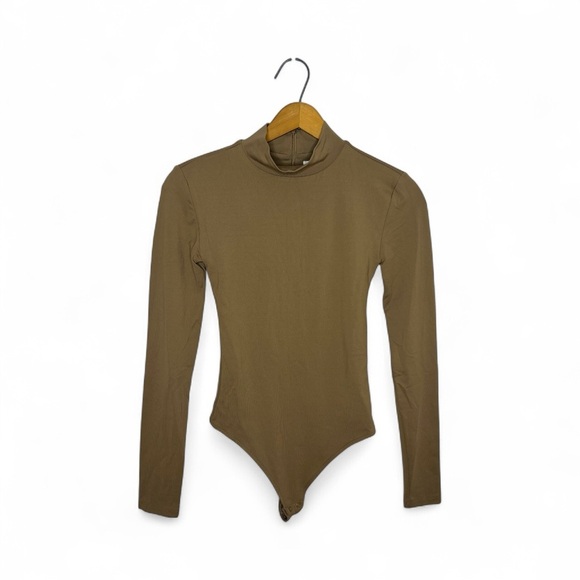 Babaton Aritzia Long Sleeve Mock Neck Bodysuit Brown Taupe Neutral Basics - Picture 9 of 11